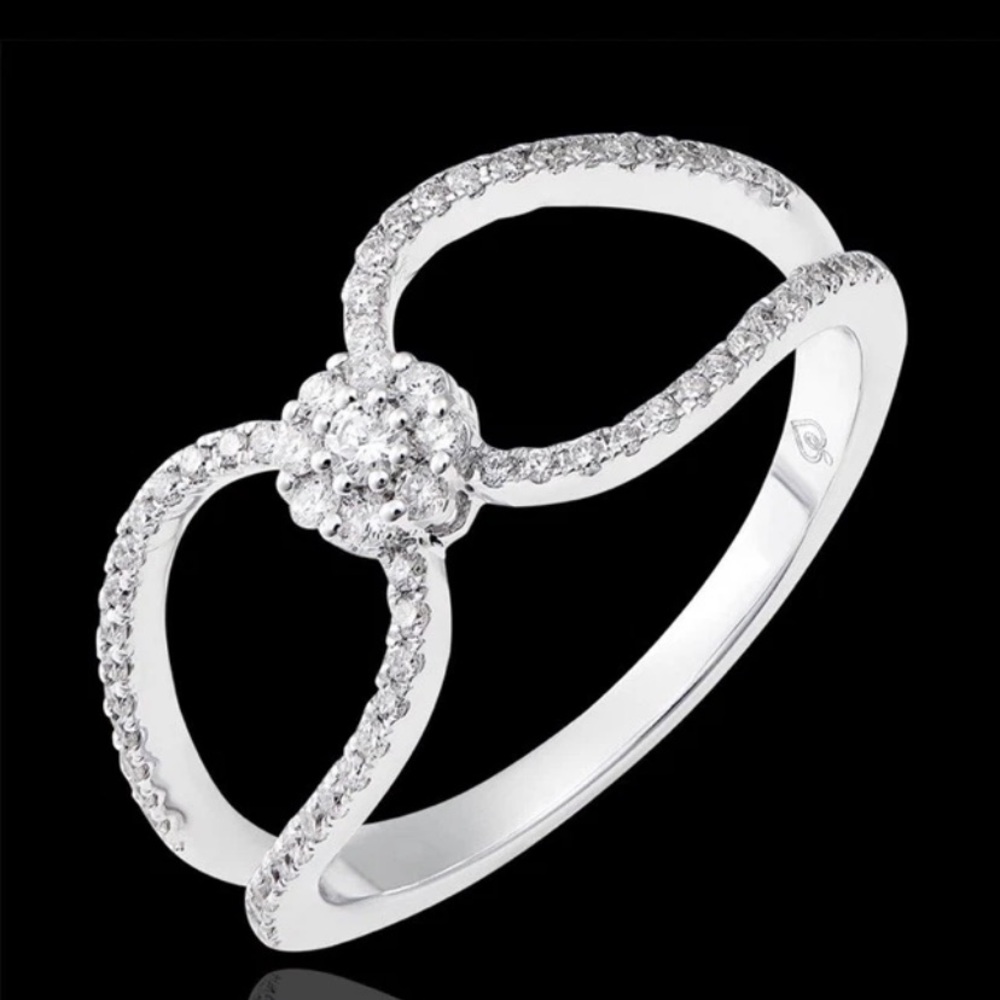 Elegant 1/2 Ct. Diamond Ring 💎 set in 14k White Gold!